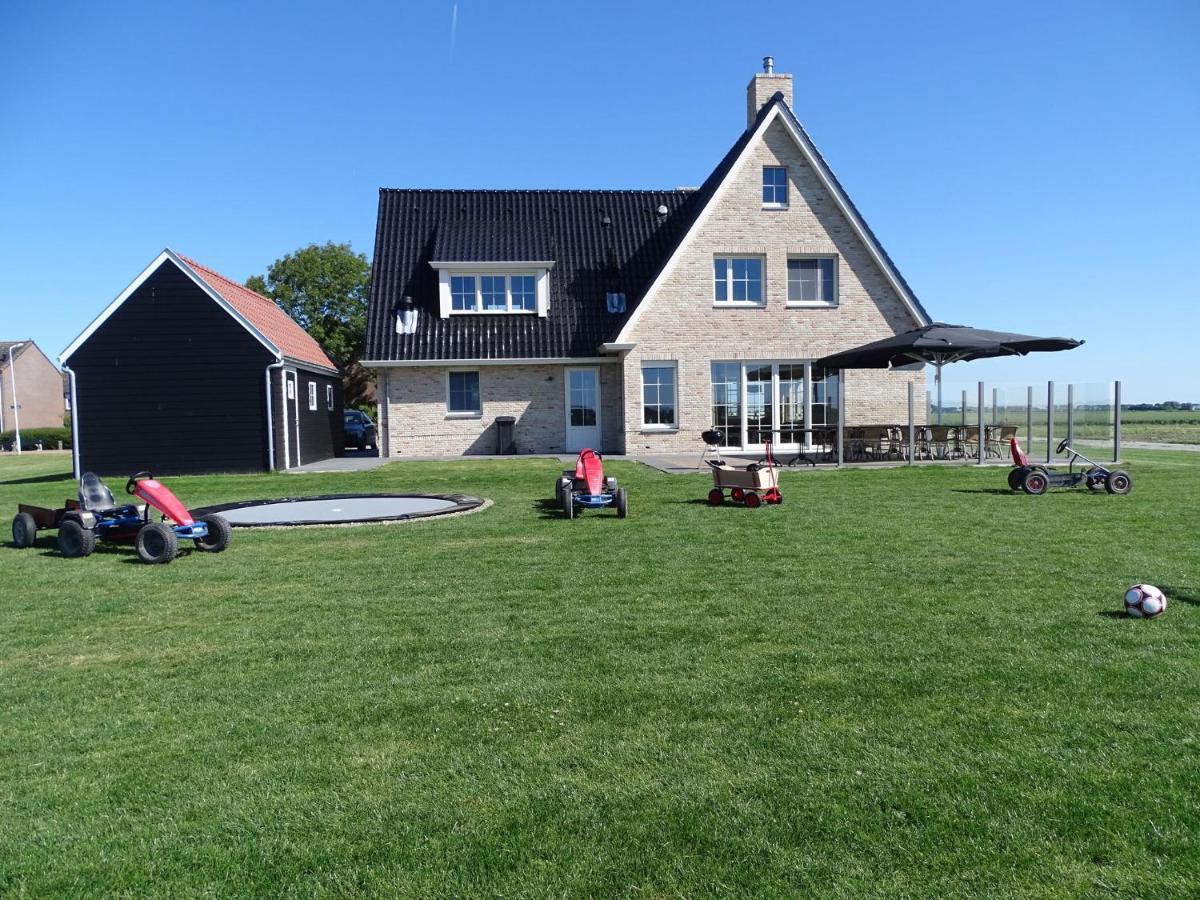 Beautiful And Spacious Villa With A Panoramic View Near The Beach Of Cadzand Luaran gambar