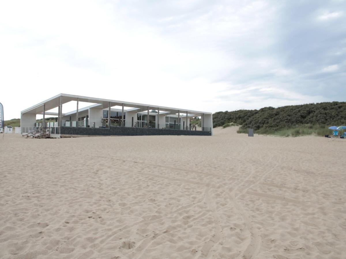 Beautiful And Spacious Villa With A Panoramic View Near The Beach Of Cadzand Luaran gambar