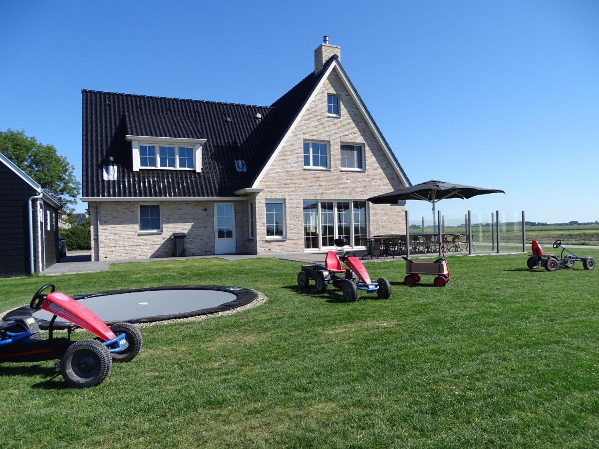 Beautiful And Spacious Villa With A Panoramic View Near The Beach Of Cadzand Luaran gambar